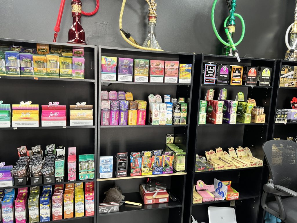 rolling-papers-wraps-cones-smoke-shop-Overland-Park-KS