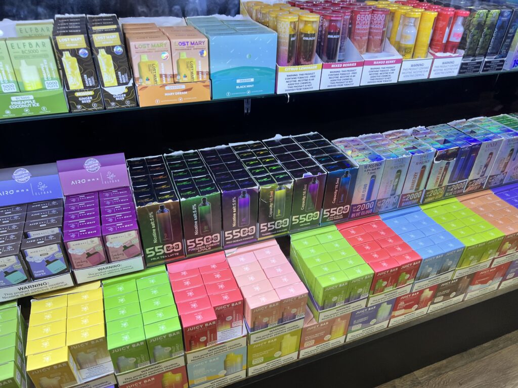 vapes-vape-disposables-vaporizer-store-Overland-Park-Leawood-KS